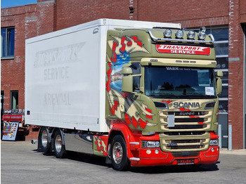Camião furgão SCANIA R 580