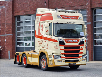 Tractor SCANIA R 580