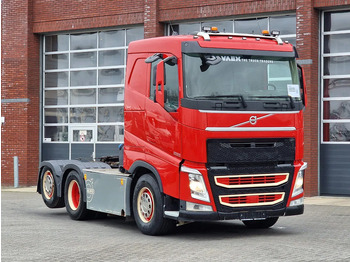 Tractor VOLVO FH13 500