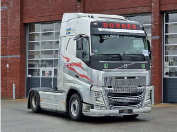 Tractor VOLVO FH13 500