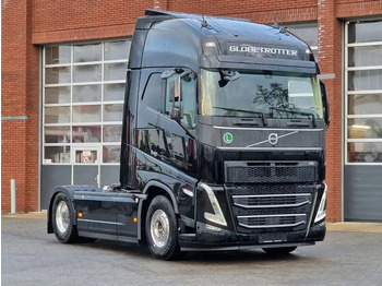 Tractor VOLVO FH13 500