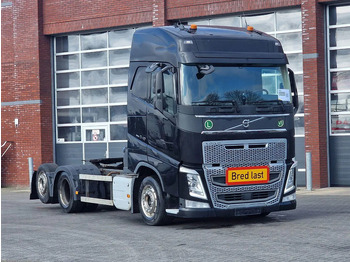 Tractor VOLVO FH13 540
