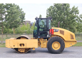 Rolo CATERPILLAR CS78B