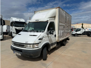 Carrinha de contentor IVECO Daily 35c14