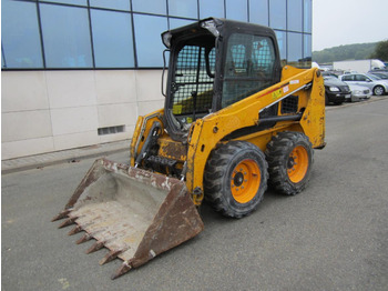Mini pá carregadora BOBCAT S450