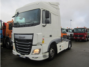 Tractor DAF XF 105 460
