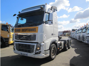 Tractor VOLVO FH16 700