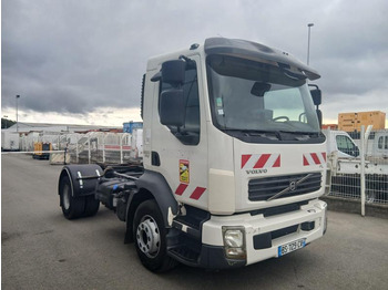 Camião chassi VOLVO FL 260