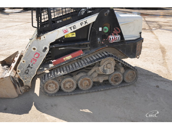 Mini pá carregadora Terex PT30A: foto 4