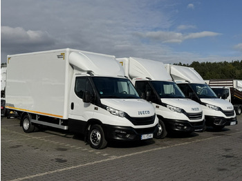 Carrinha de contentor IVECO Daily 35c16