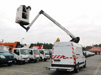 Caminhão com plataforma aérea Renault Master: foto 4