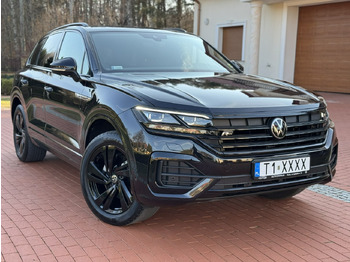 SUV Volkswagen Touareg: foto 2