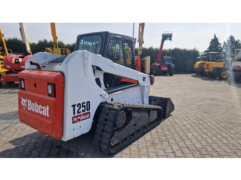 Mini pá carregadora de rastos BOBCAT T 250: foto 3