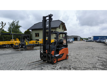Empilhador elétrico LINDE E16
