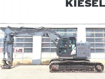 Escavadora de rastos HITACHI ZX225