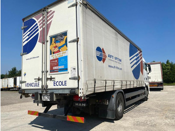 Camião de lona MAN TGX 18.360: foto 2