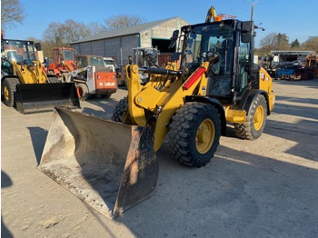 Pá carregadora de rodas CATERPILLAR 906