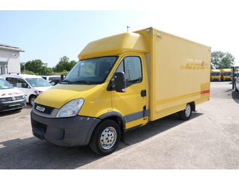 Carrinha de contentor IVECO Daily 35s11