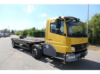 Camião transportador de contêineres/ Caixa móvel MERCEDES-BENZ