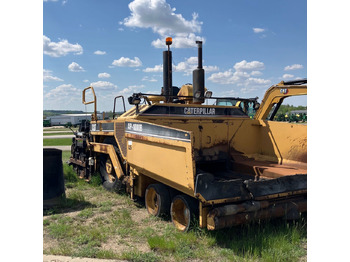 Acabadora CATERPILLAR