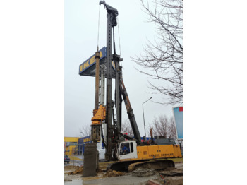 Bate estaca LIEBHERR LRB 255