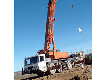 Grua móvel