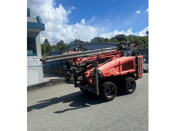 Máquina de perfuração SANDVIK