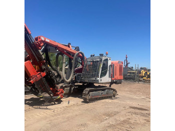 Máquina de perfuração SANDVIK