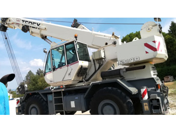 Grua móvel TEREX