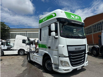 Tractor DAF XF 460: foto 2