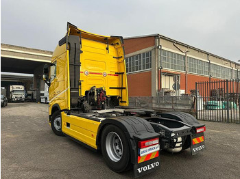 Tractor Volvo FH500: foto 2