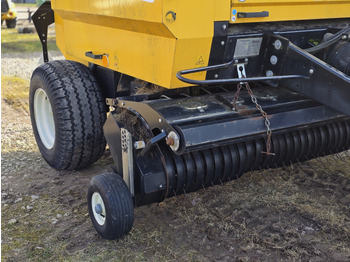 Enfardadeira de fardos redondos New Holland BR6090: foto 2