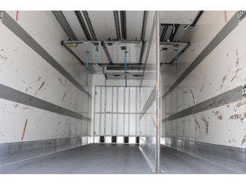 Camião frigorífico Mercedes-Benz Antos 2536 E6 CS 1250Mt Tri-temp LBW TW ATP: foto 4 Camião frigorífico Mercedes-Benz Antos 2536 E6 CS 1250Mt Tri-temp LBW TW ATP: foto 4