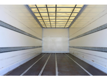 Camião furgão Mercedes-Benz Atego 1221 E6 Koffer Klima LDW Schalter LBW: foto 2 Camião furgão Mercedes-Benz Atego 1221 E6 Koffer Klima LDW Schalter LBW: foto 2