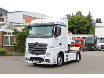 Tractor MERCEDES-BENZ Actros 1845