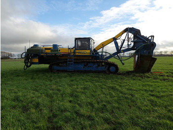 Maquina para lavrar a terra