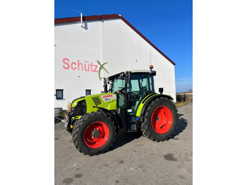 Trator CLAAS Arion 420