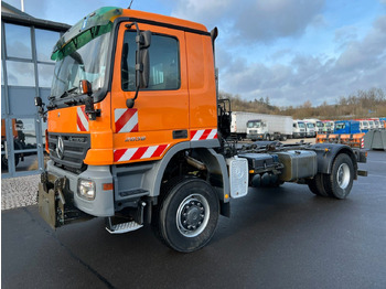 Camião chassi MERCEDES-BENZ Actros 2036