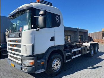 Camião transportador de contêineres/ Caixa móvel SCANIA R144
