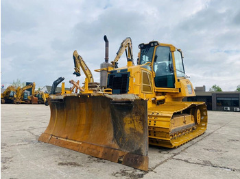 Buldôzer CATERPILLAR D6