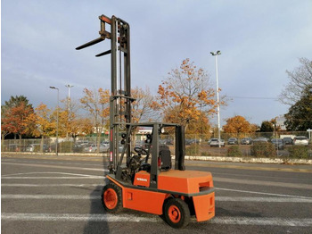 Empilhador a diesel NISSAN