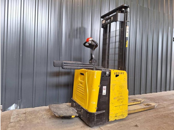 Stacker YALE