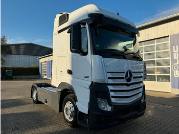 Tractor MERCEDES-BENZ Actros 1845