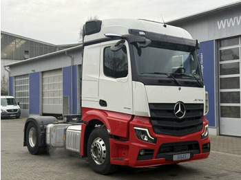 Tractor MERCEDES-BENZ Actros 1846
