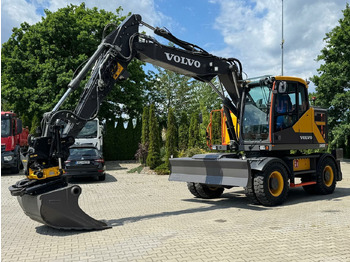 Escavadeira de rodas VOLVO EWR150E