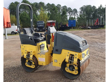 Compactador de asfalto BOMAG