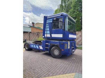 Tractor RENAULT Magnum 440: foto 3
