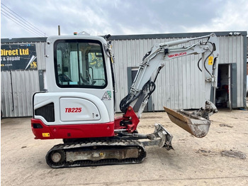 Mini escavadeira TAKEUCHI