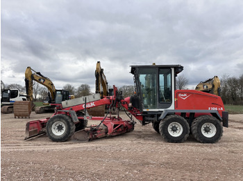 Motoniveladora NEW HOLLAND