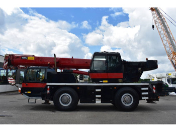 Grua todo o terreno LIEBHERR LTM 1030/2